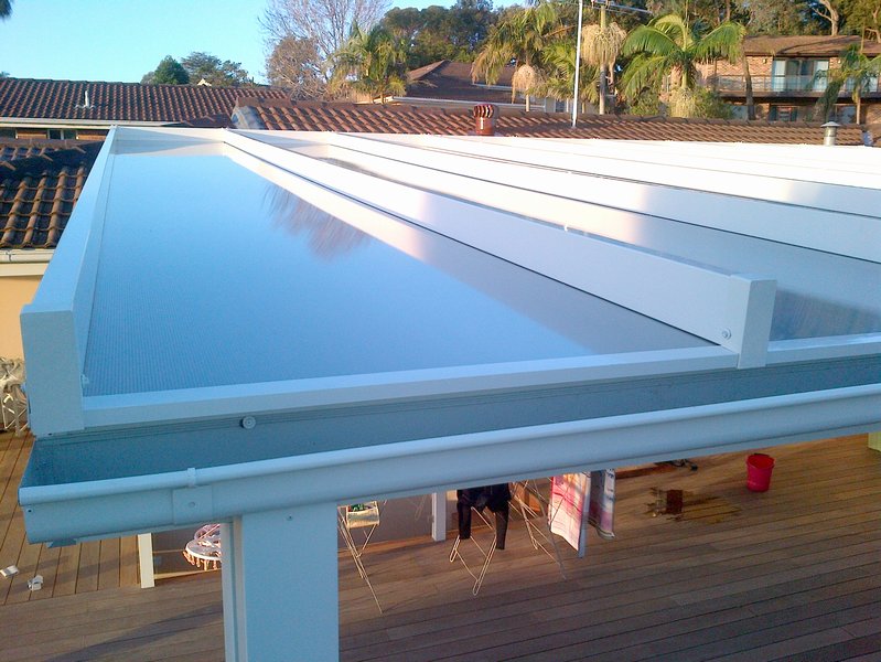 Polycarbonate roof